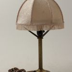 985 1675 Bordslampa